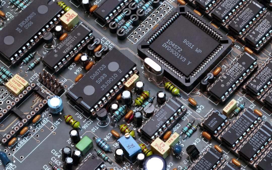 Własne urządzenia elektroniczne jako sposób na uniezależnienie się od gotowych systemów